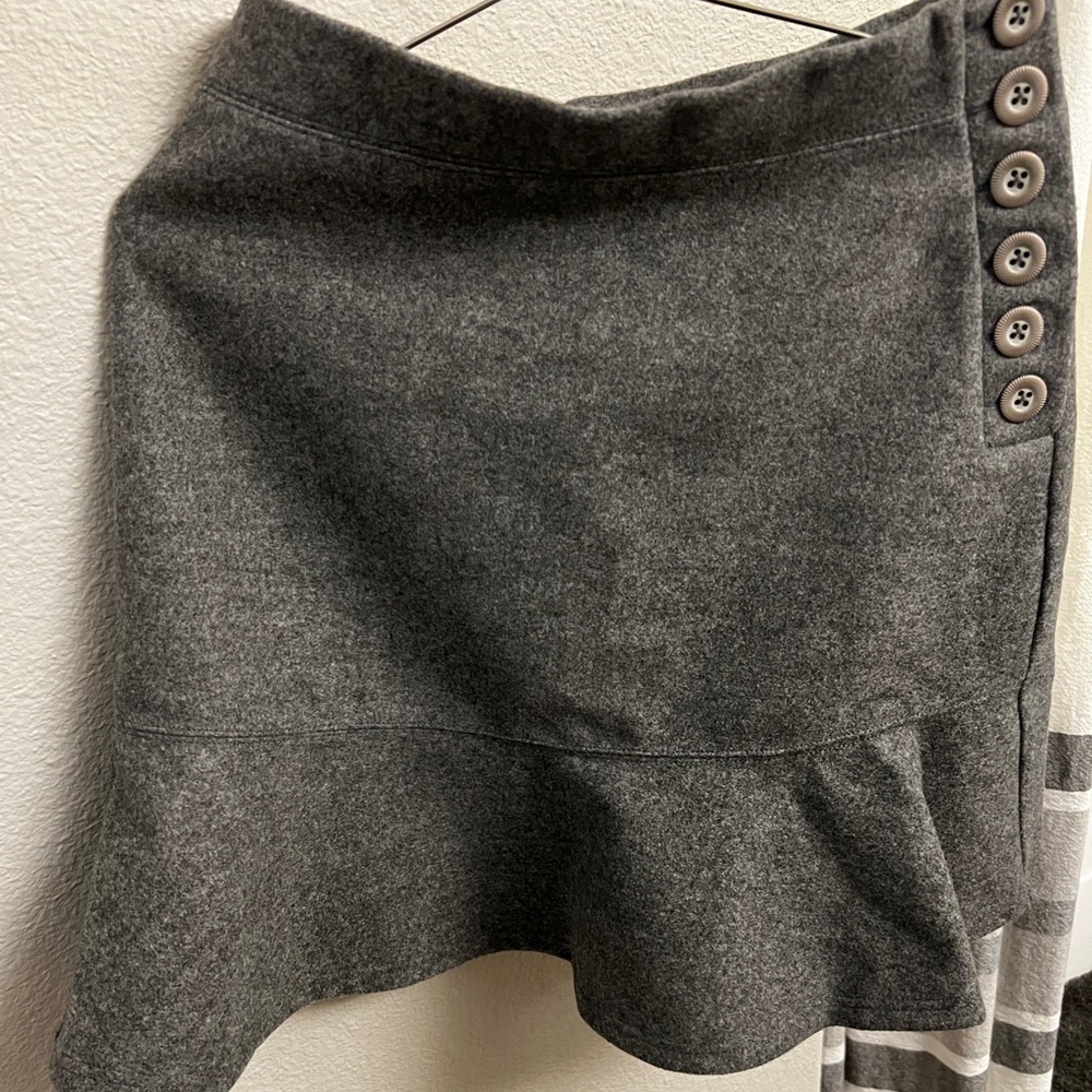 Maeve Grey Trumpet Skirt - Picture 7 of 7